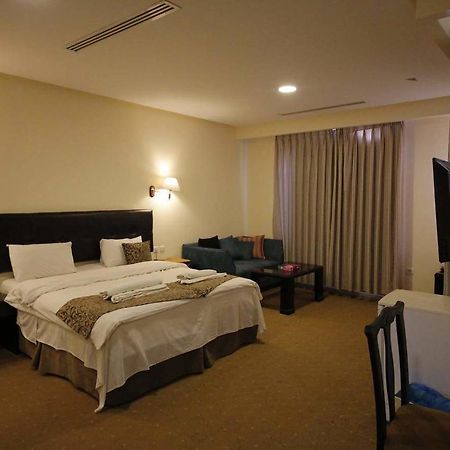 Jeddah Palace Hotel Amman Extérieur photo
