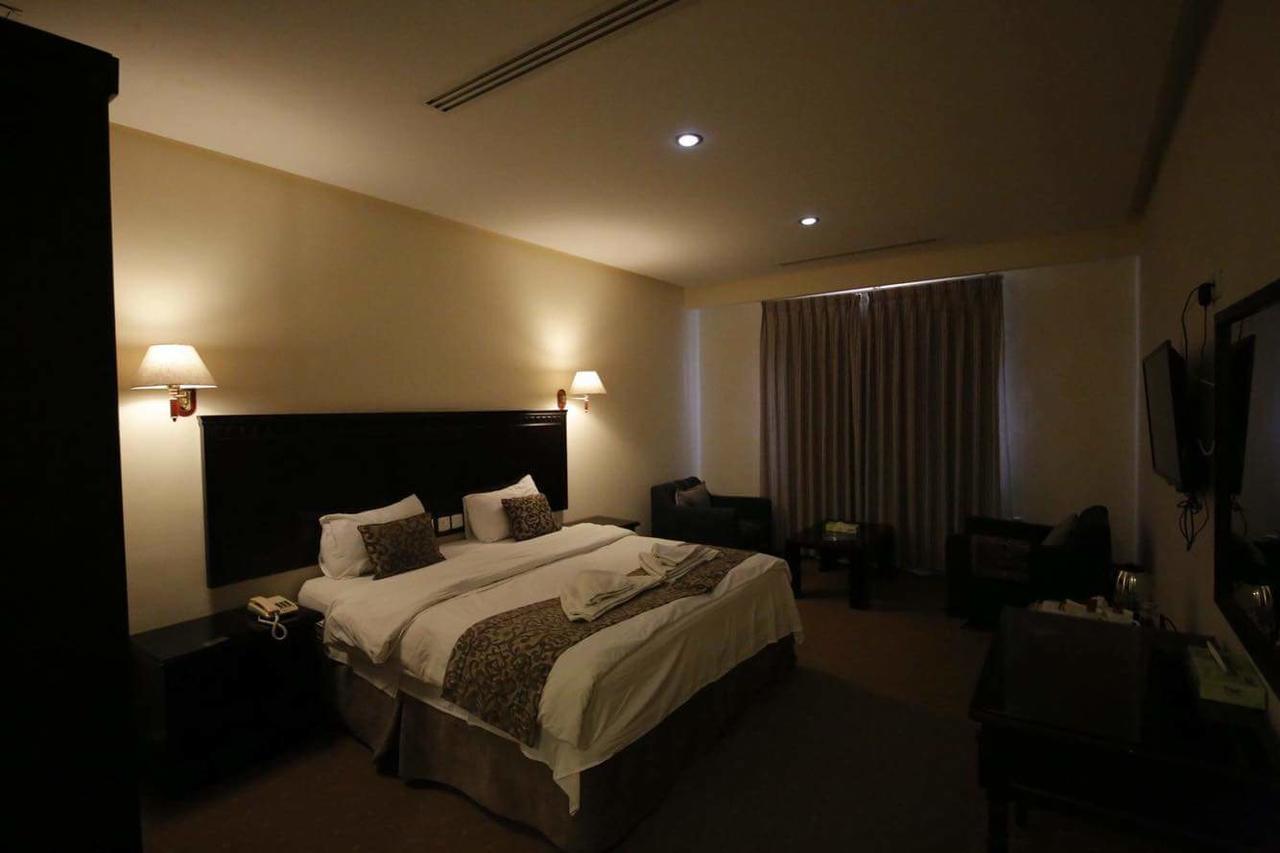 Jeddah Palace Hotel Amman Extérieur photo